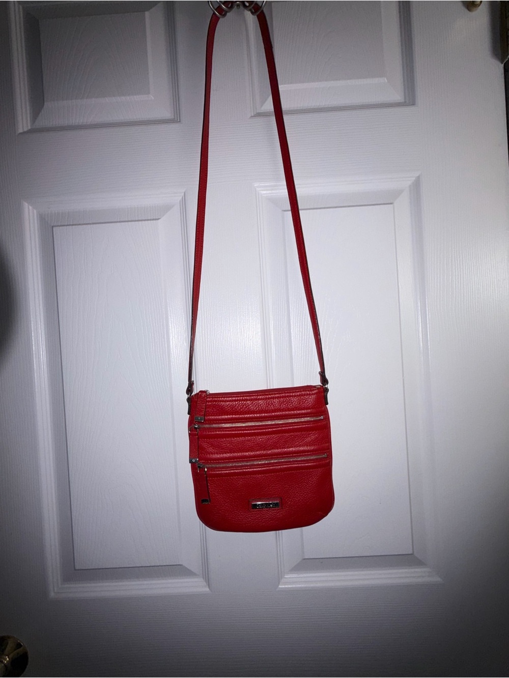 Red Leather Small Crossbody Bag - Calvin Klein - Picture 3 of 16